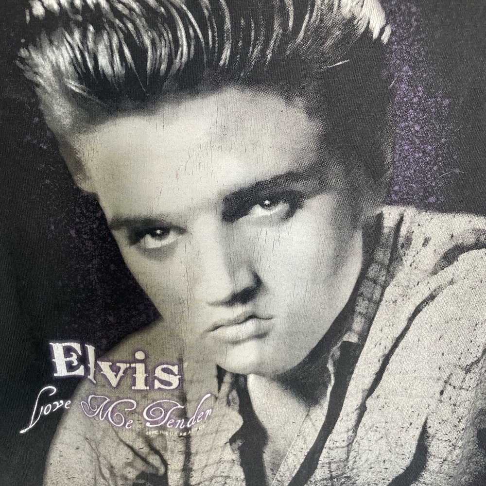 Elvis Graphic Men's Crew Neck Shirt - Black & Purple